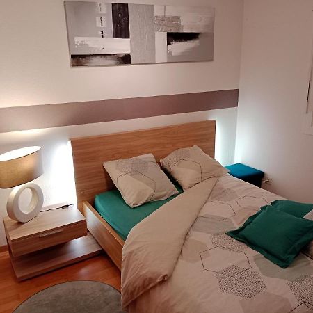 Chambre #1 Dans Appartement Partage - Proche Des Vosges Thann Esterno foto