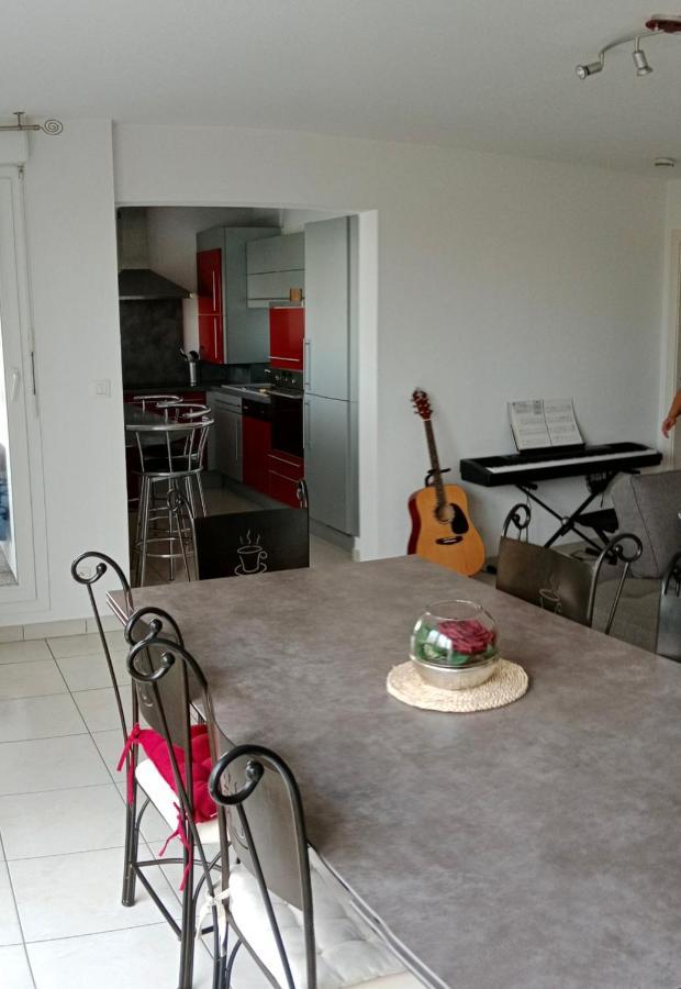 Chambre #1 Dans Appartement Partage - Proche Des Vosges Thann Esterno foto